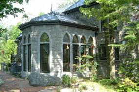 Shouldice Designer Stone - Windows with Gothic surround