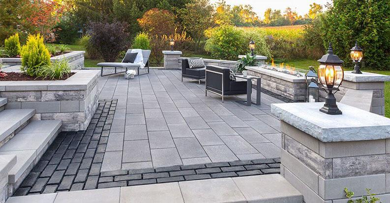 Unilock Umbriano french grey patio stones